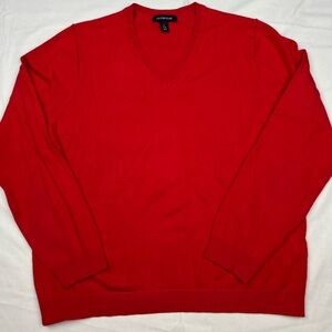 Lands' End V-neck sweater size Large
